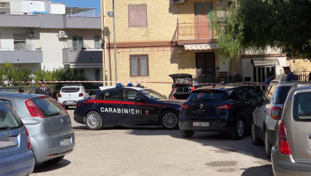 Foggia, marito geloso accoltella la moglie, la figlia muore protegg…