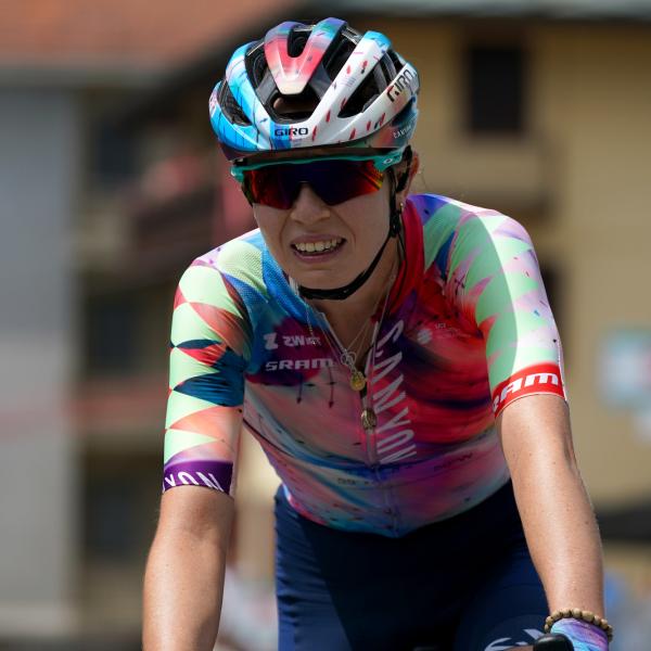 Giro Donne 2023: Antonia Niedermaier vince la quinta tappa