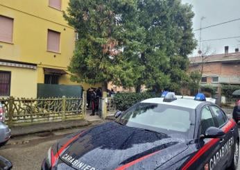 Livorno, 23enne uccide il padre con una coltellata e tenta il suici…