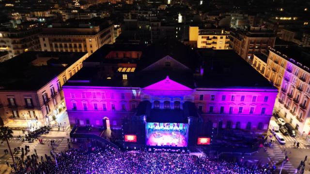 Concerto di Capodanno 2025 a Bari: Emma e Michele Bravi protagonisti dell’ultima notte dell’anno