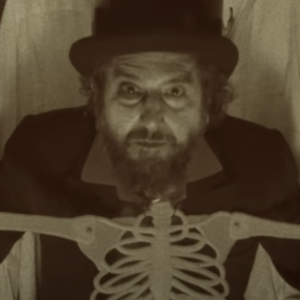 Cos’è “Voodoo Mambo?” il nuovo videoclip di Vinicio Capossela: testo, ispirazioni per il brano e significato