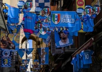 Scudetto Napoli, sequestrate maglie contraffatte per un valore di 800 mila euro