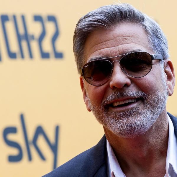 George Clooney dal cinema alla tv con la regia della serie The Department