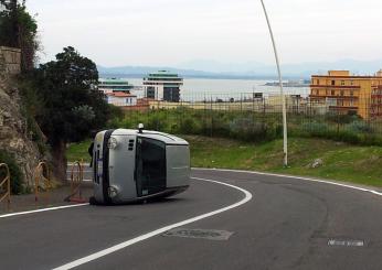 Genova, Molassana, donna grave all’ospedale dopo essersi cappottata con l’auto