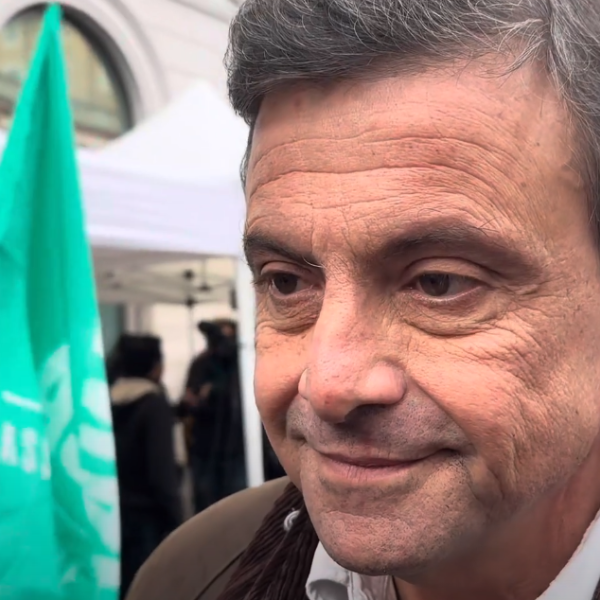 Roma, sciopero medici e infermieri 5 dicembre 2023, Calenda: “La sanità pubblica si sta dissolvendo” | VIDEO