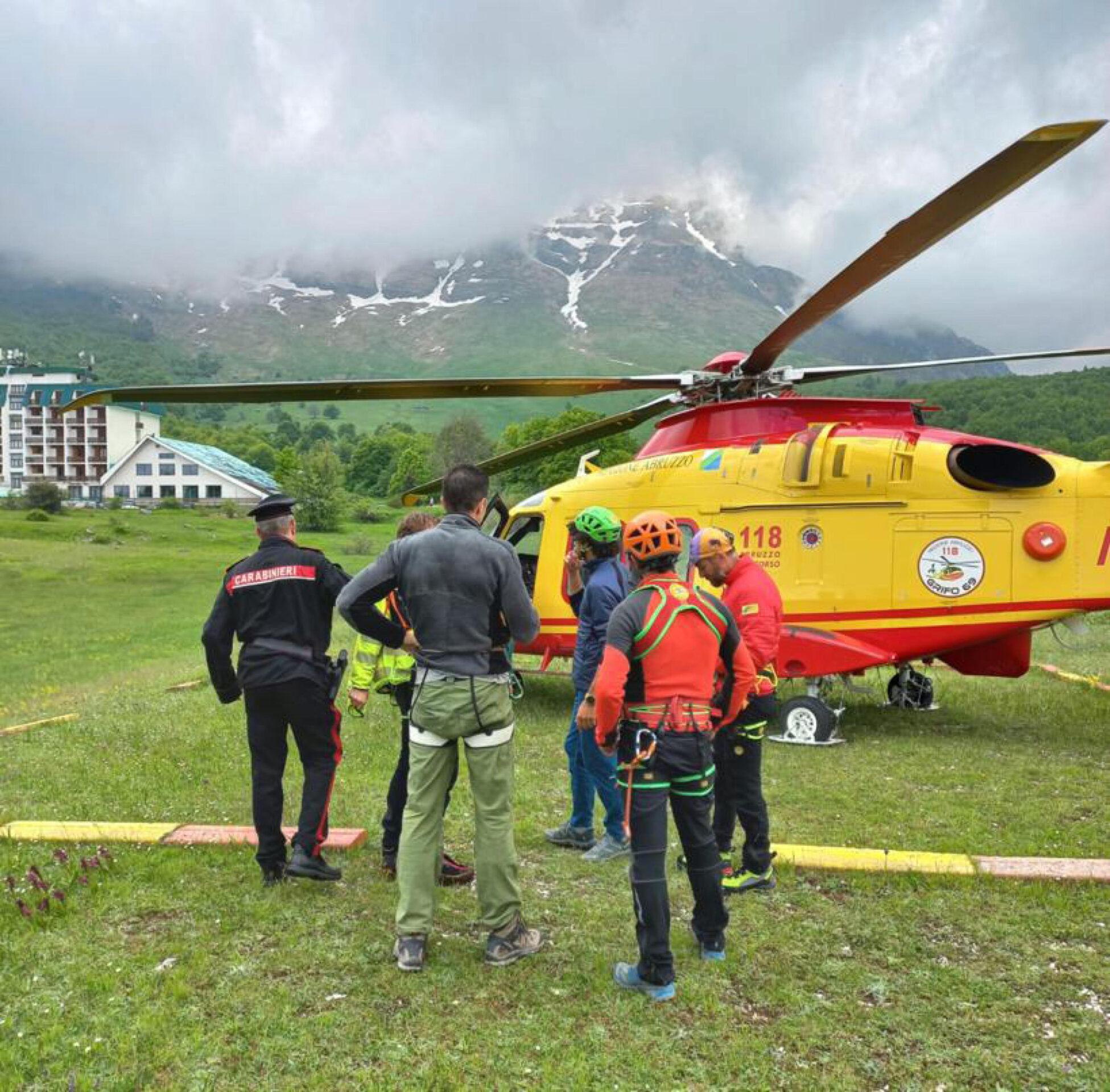 Morto escursionista sulle Alpi Apuane: 60enne precipitato per 50 metri