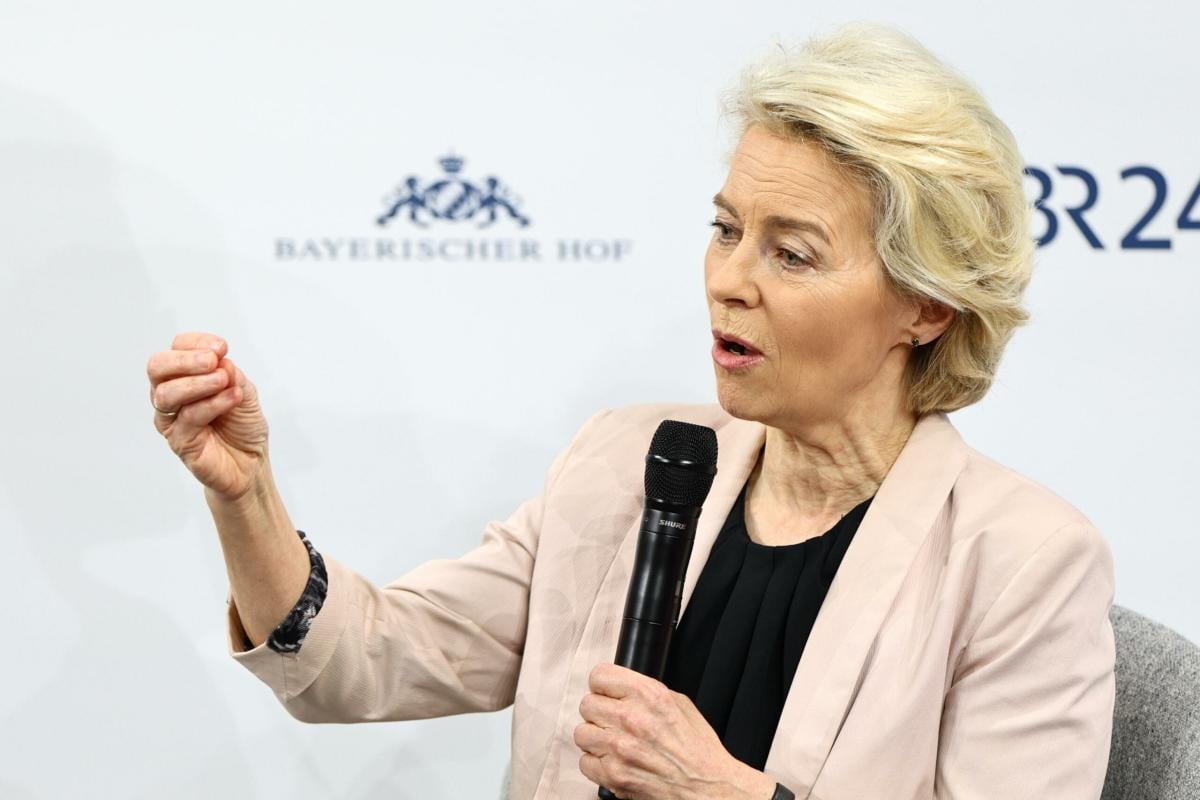 Commissione europea, la presidente Von Der Leyen si candida per un secondo mandato