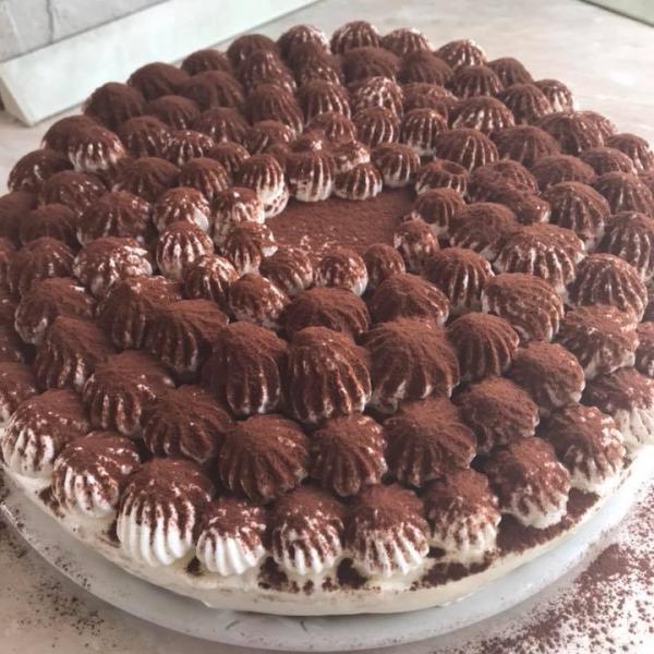 La torta tiramisù, il video per prepararla passo passo