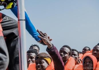 Migranti, l’Onu alza la voce (anche sulle ong): “Salvare vite obbligo legale”