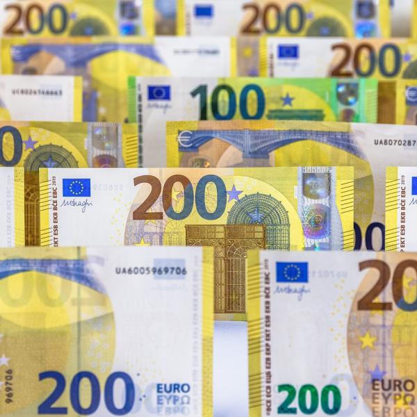 Aumento pensioni svizzere 2024: tredicesima da oltre 200 euro, come funziona il sistema