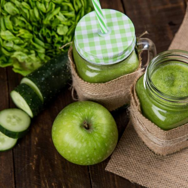 Leggeri e idratati con i frullati di verdure