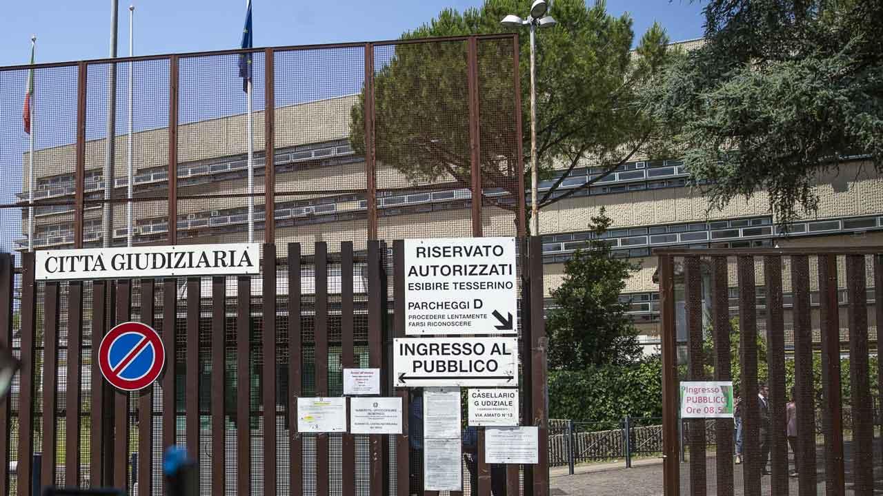 Strage di Sinnai, Beniamino Zuncheddu è in carcere da 32 anni per errore? La storia e tutti i dubbi sulla condanna