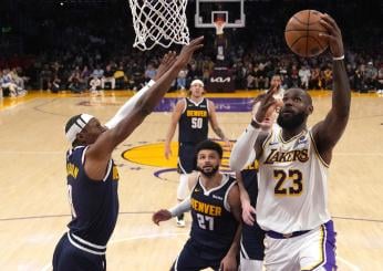 NBA, i Lakers riaprono la serie. I Nuggets si scaldano in ciabatte