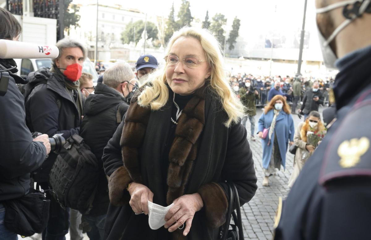 Eleonora Giorgi marito, Angelo Rizzoli e Massimo Ciavarro