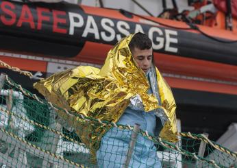 Migranti: Salerno, dopo sbarco arrestati due scafisti egiziani