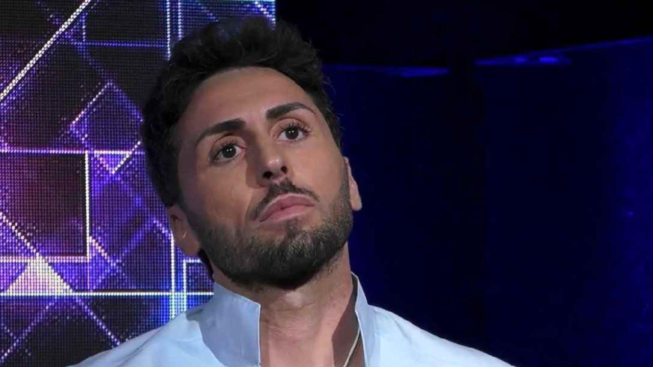 Grande Fratello VIP Gianluca Benincasa a Radio Cusano Campus: “Antonella ama più la ship di sé stessa, loro mi hanno distrutto e voglio giustizia legale”