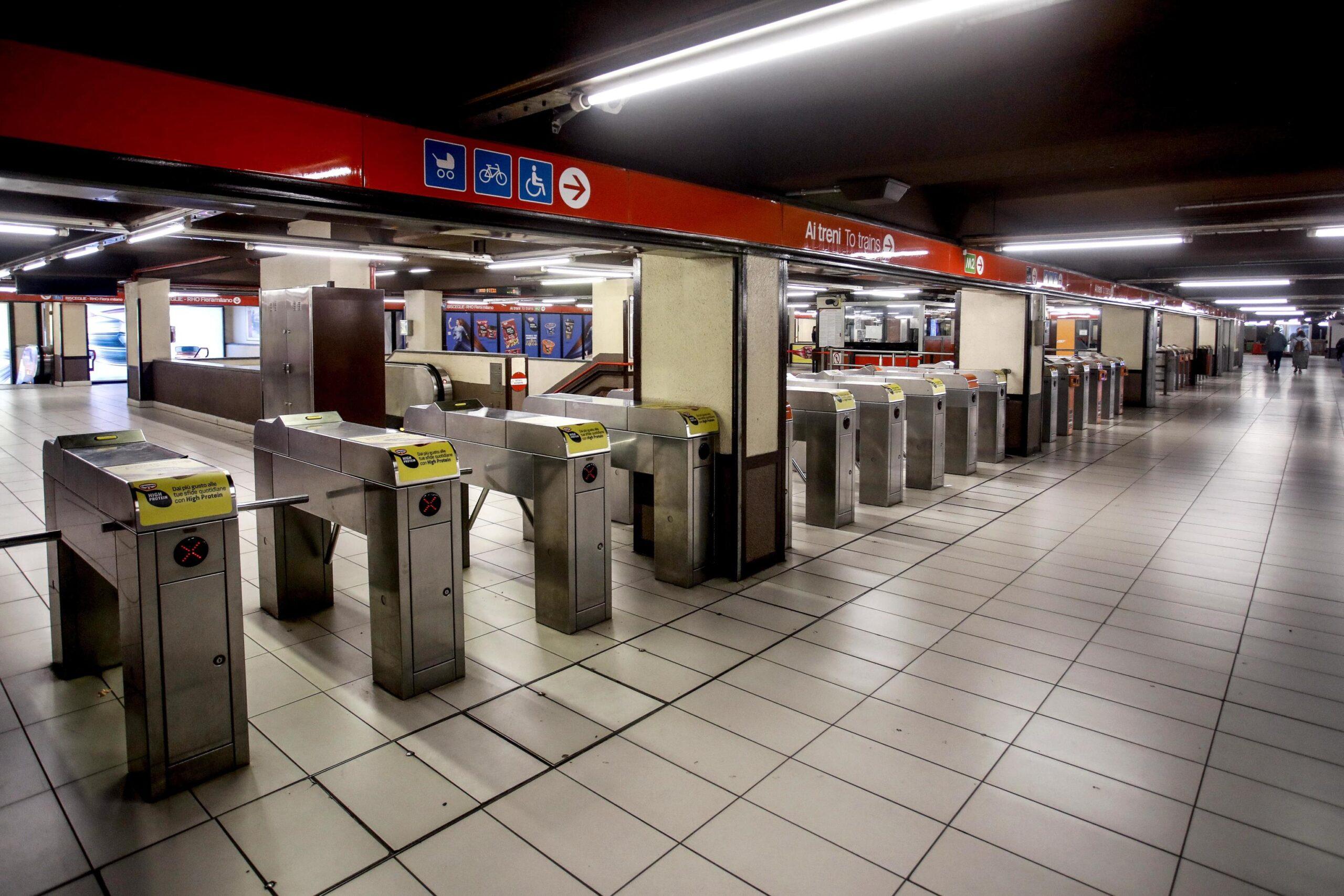 Metro Milano bloccata per tentato suicidio, quando riapre la linea gialla?