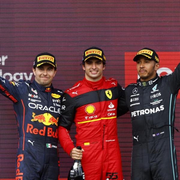 GP Gran Bretagna, Sainz: “È tutto fantastico”. Hamilton: “Lui troppo veloce”