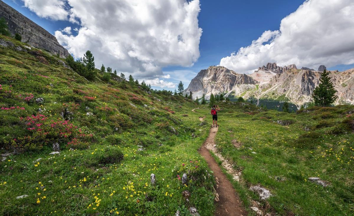 Dove fare trekking in Italia? Ecco i tesori naturali da esplorare