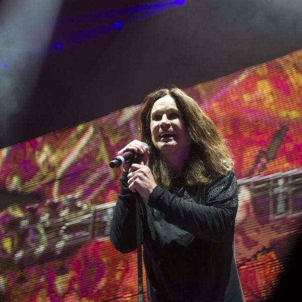 Come sta Ozzy Osburne, che malattia ha il cantante?