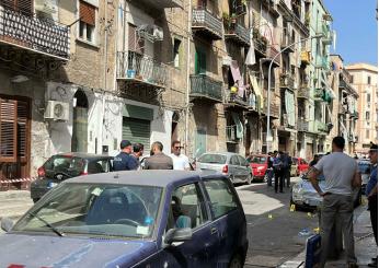 Palermo, incidente in via del Fante: auto si ribalta, in corso i rilievi