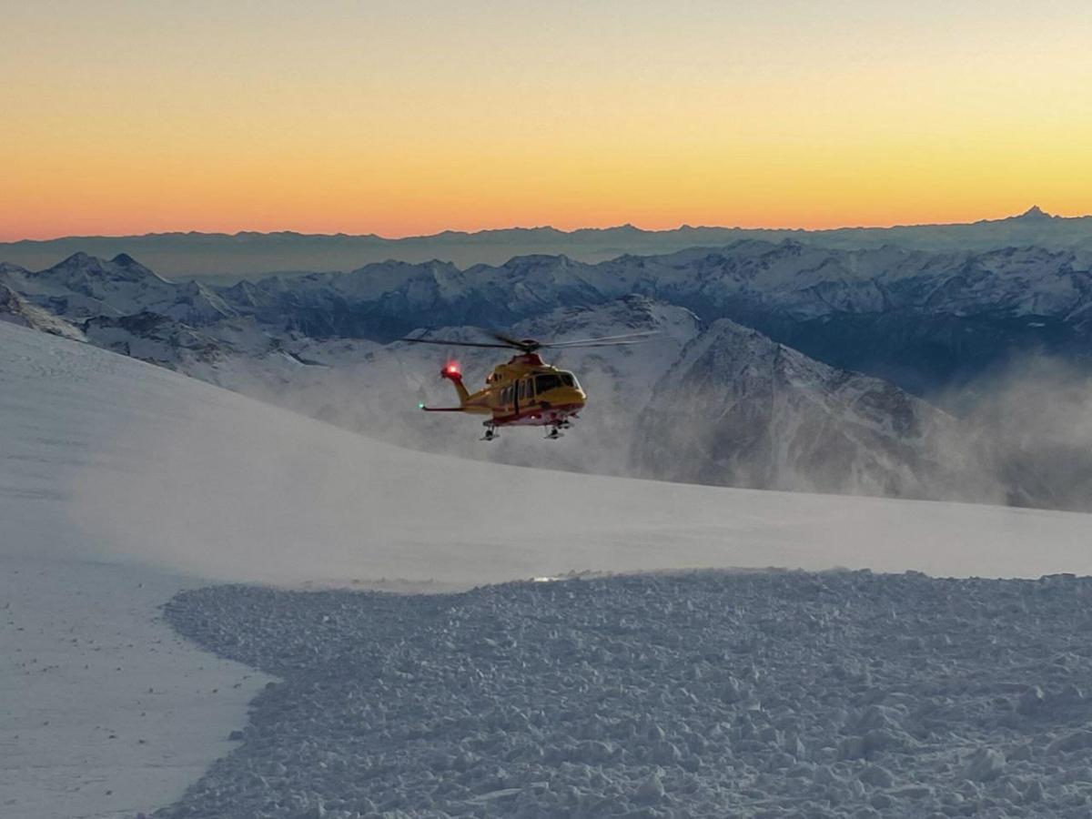 Valanga in Valle d’Aosta, trovati senza vita i tre dispersi: è trag…