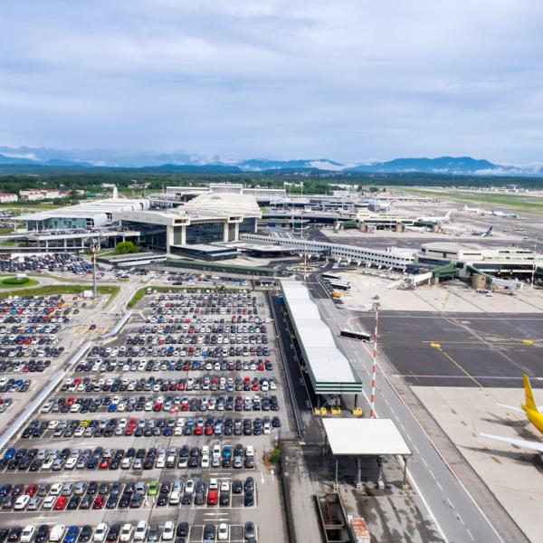 Lavorare all’aeroporto di Malpensa nel 2024: 2000 nuove assunzioni disponibili