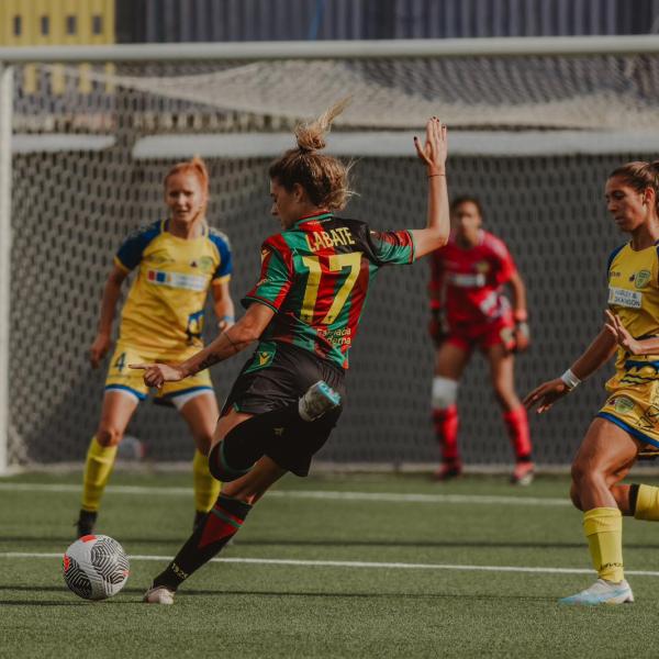 Calcio, in serie B arriva la quarta vittoria su quattro partite: la Ternana women passa 0-3 a Verona col Chievo