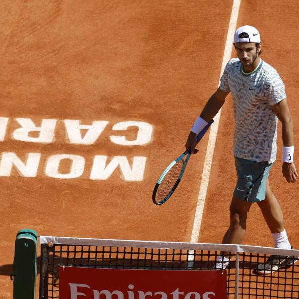 Monte-Carlo Masters 2024, Musetti cade contro Djokovic: il serbo vola ai quarti di finale