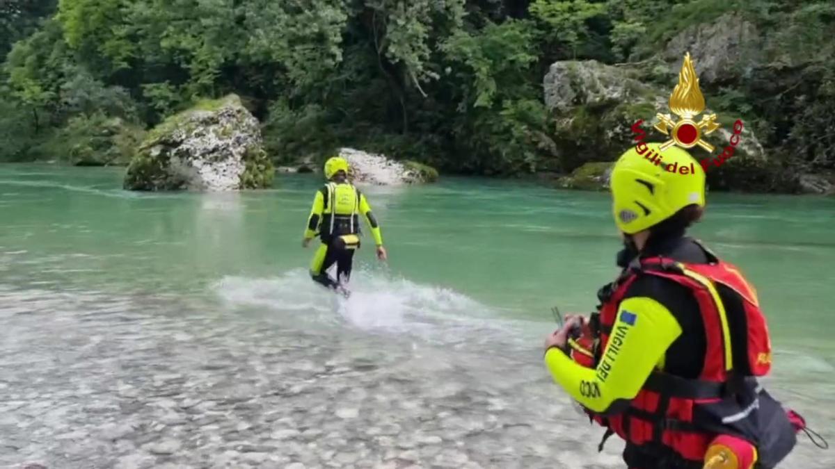 Natisone, i ragazzi potevano salvarsi? La mamma di Patrizia: “Mia figlia ha chiamato il 112 quattro volte”. La Procura indaga per omicidio colposo