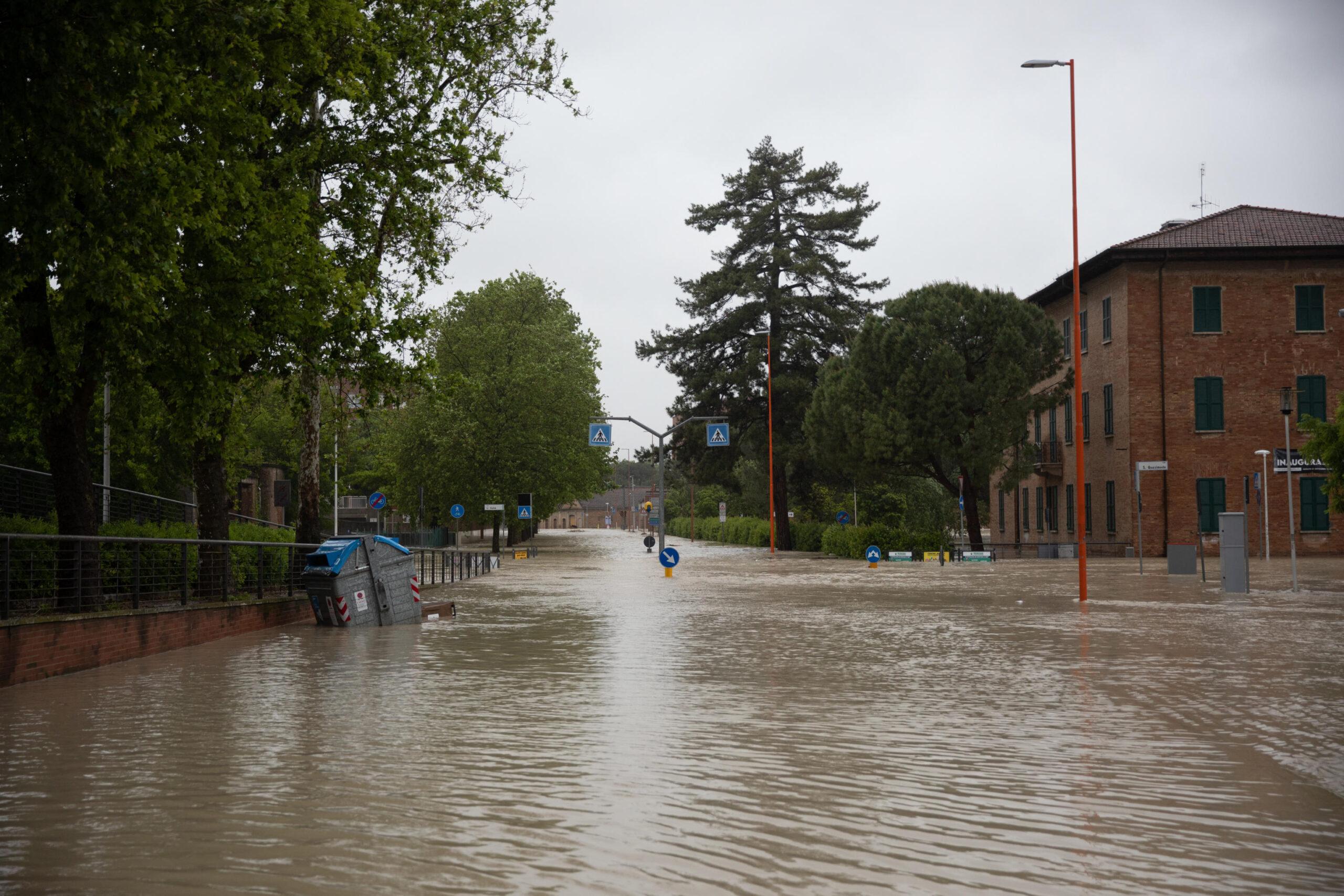 Maltempo in Emilia-Romagna, acqua e fango devastano i campi. Confagricoltura: “Danni per 1,5 miliardi”