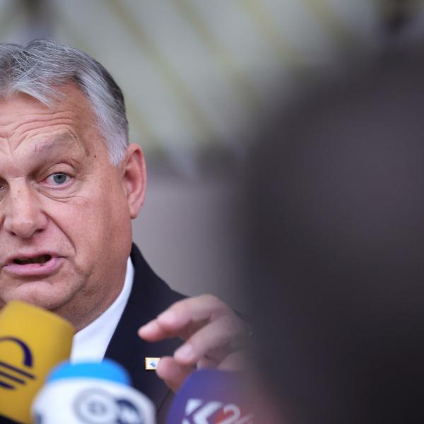 Adesione Ucraina all’Ue, Orban: “Kiev non è pronta per i negoziati”