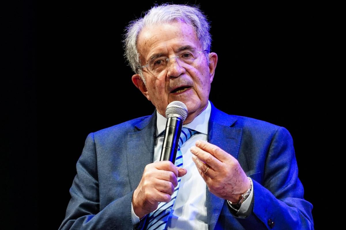 Prodi sprona Schlein: “Grande campagna, ma ora il Pd faccia un programma che attiri gli italiani”