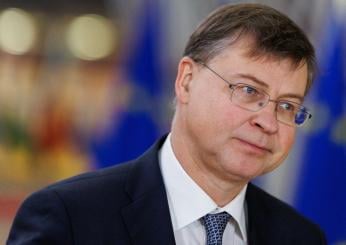 Dombrovskis ‘bacchetta’ l’Italia sul bilancio: “Non in linea con raccomandazioni Ue”