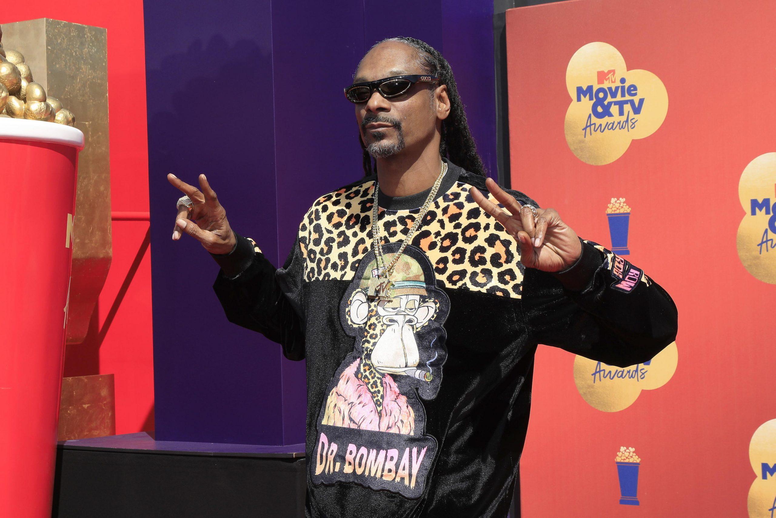 Snoop Dogg: 150 spinelli al giorno? Ecco la verità