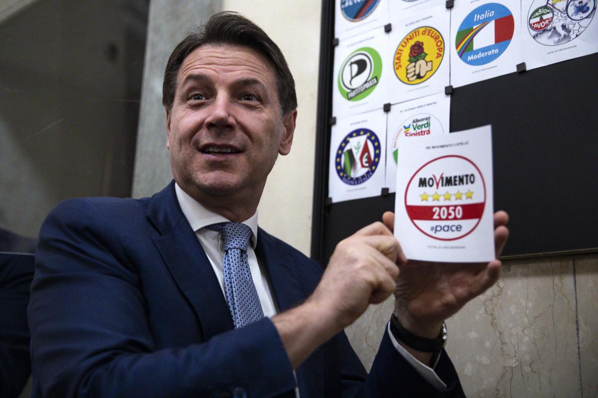 Salario minimo, la promessa di Conte: “Riporteremo la proposta di legge in Parlamento grazie alla spinta dei cittadini”