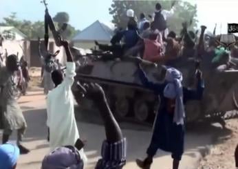 Nigeria, miliziani di Boko Haram rapiscono 150 persone nel villaggio di Kuchi: dieci morti nell’assalto