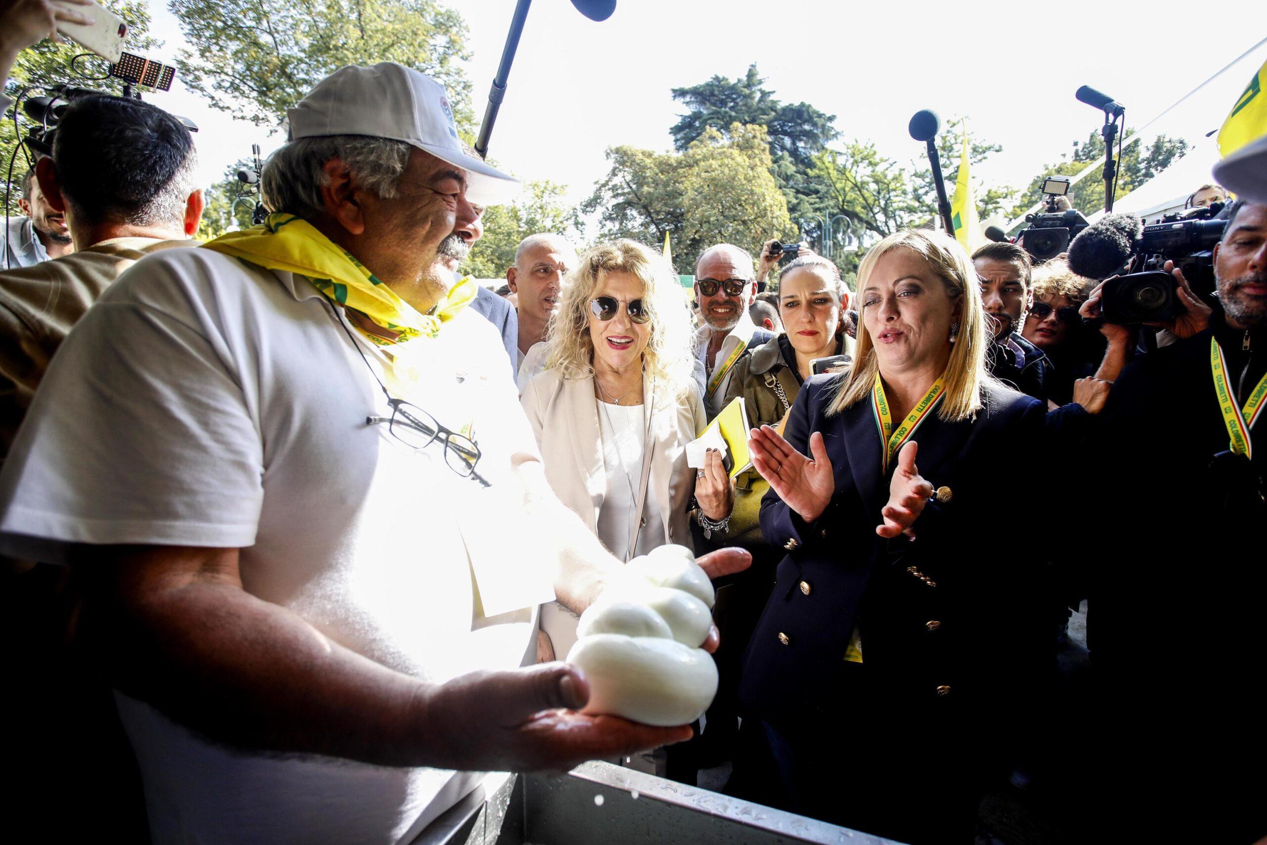 Villaggio Coldiretti, Giorgia Meloni agli agricoltori: “Difendiamo le eccellenze”