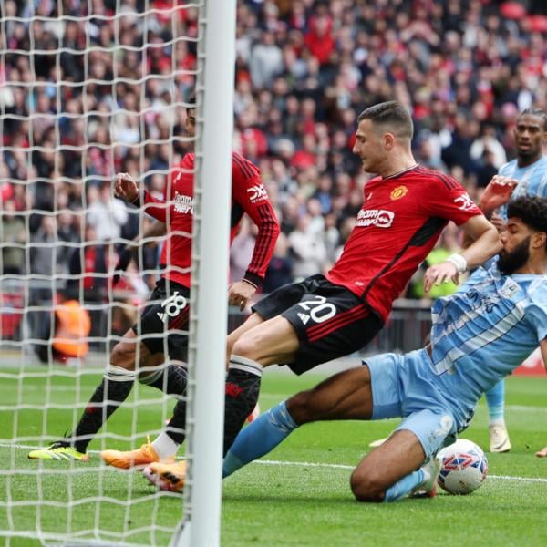 Manchester City-Manchester United dove vederla  in tv e in streaming? Probabili formazioni della finale di Fa Cup