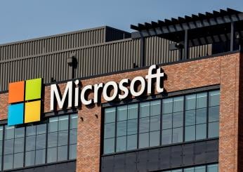 Blackout Microsoft, server down e problemi per tutti i servizi: è un attacco informatico? | FOTO