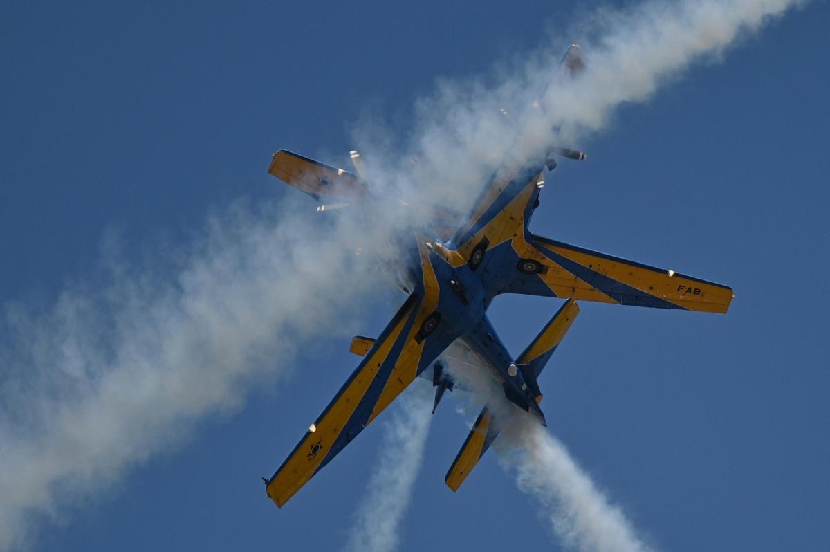 Tragedia durante un air show in Ungheria: schianto aereo, 2 morti e…