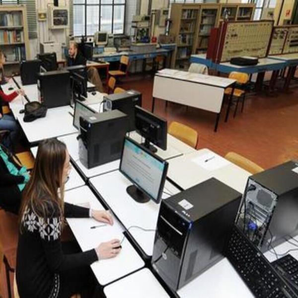 Concorso Università Milano per 13 posti area amministrativa:  requisiti e domanda 2024