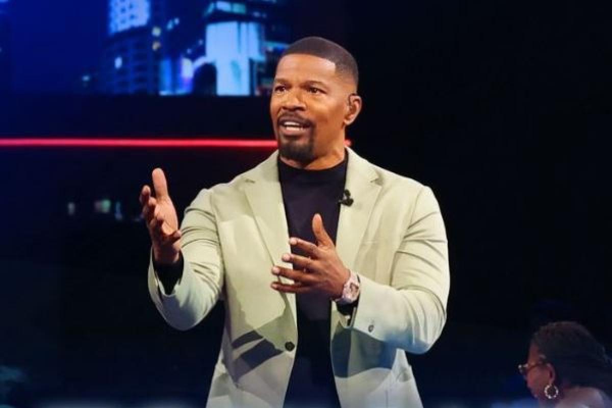 Jamie Foxx racconta i dettagli dell’ictus che lo ha quasi ucciso nel suo nuovo speciale Netflix