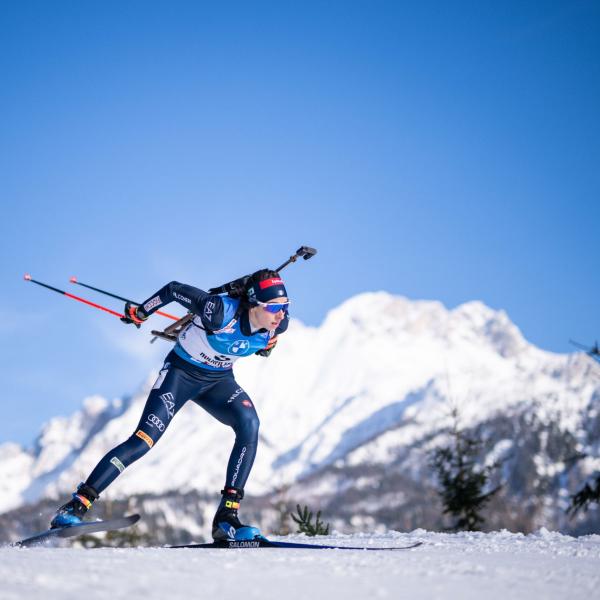 Biathlon Anterselva femminile: vince Julia Simon, sesta Lisa Vittozzi