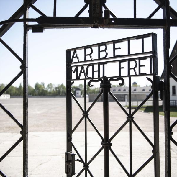 Nel giorno della memoria, un giorno di riflessione! A Dachau, nel c…