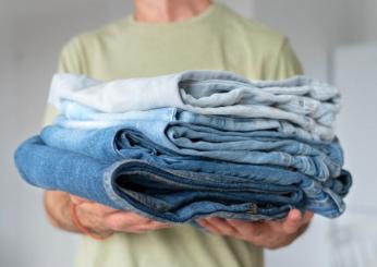 Ogni quanto bisogna lavare i jeans e perché non dovresti lavarli troppo spesso