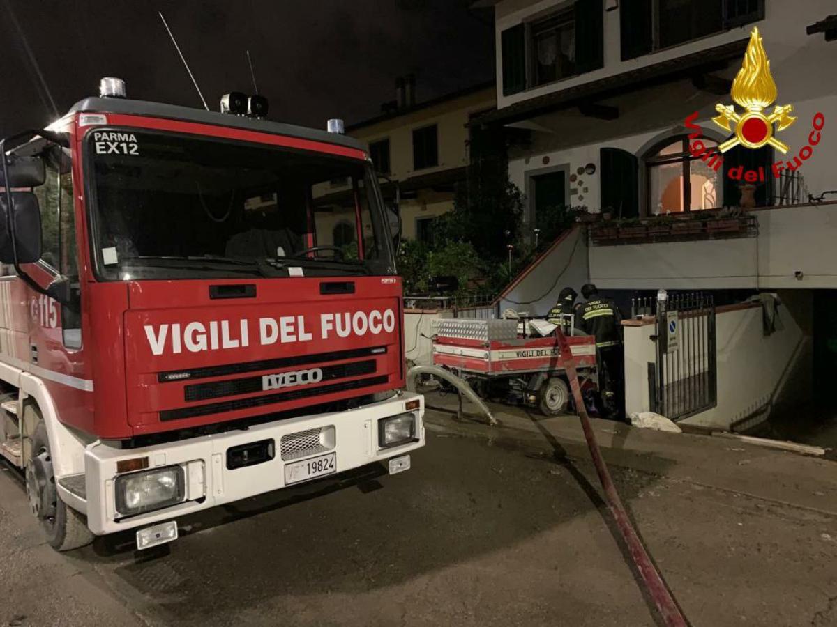 Prato, incendio all’interno di un’azienda tessile nella notte: ness…