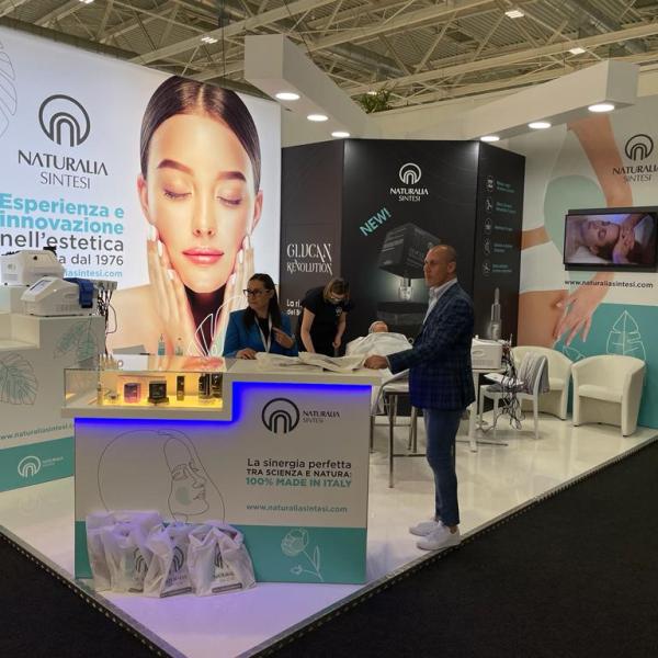 Cosmoprof 2022: Naturalia Sintesi alla fiera della bellezza professionale