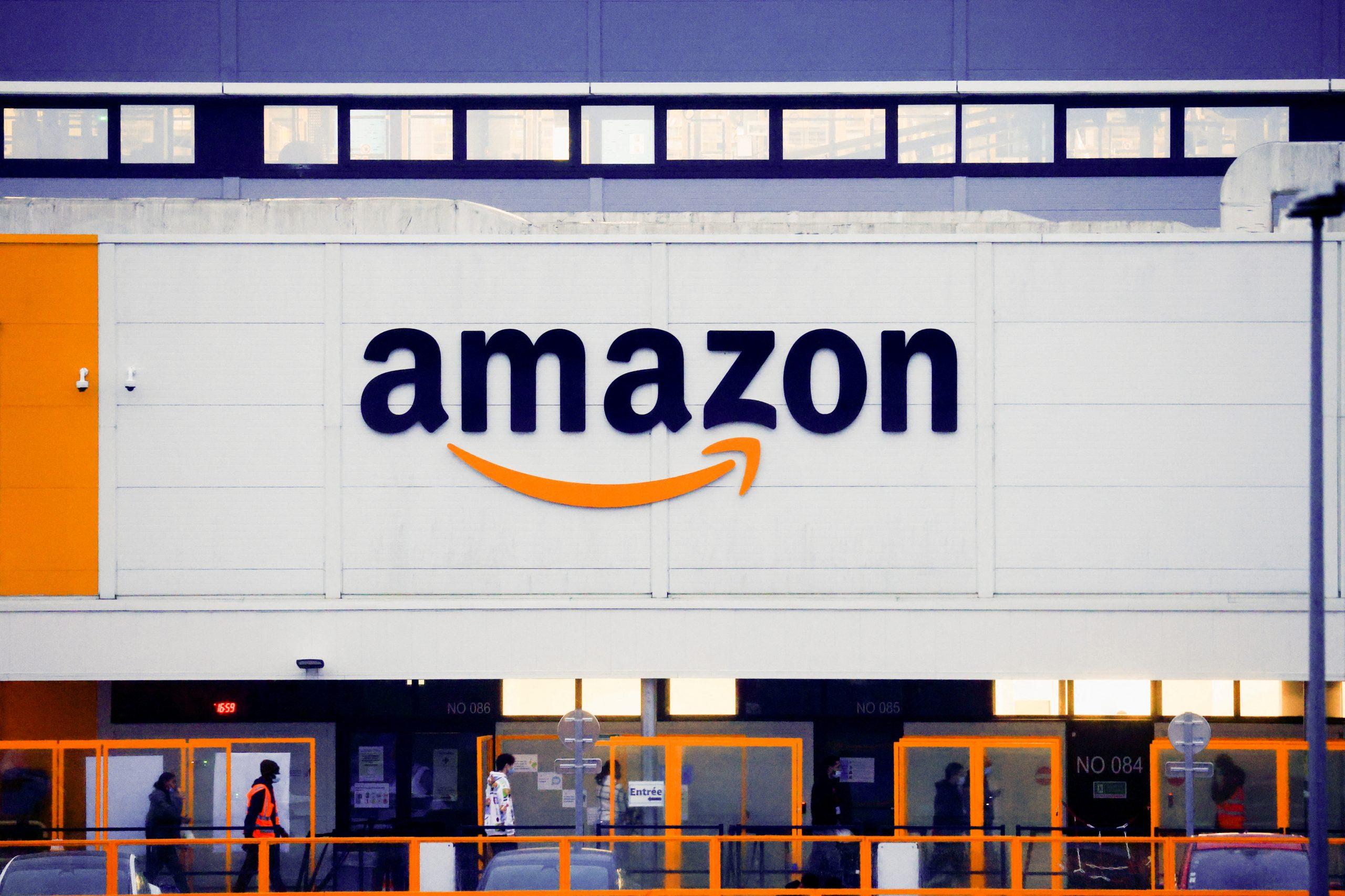 Corriere Amazon morto a Ortona, cercava di far ripartire il furgone