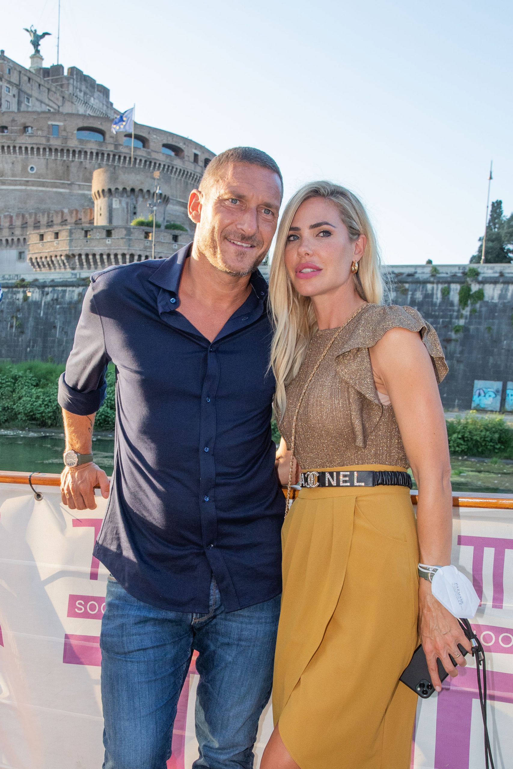 Ilary Blasi presenta il libro a Milano, la nuova vita (senza Totti e Isola  dei Famosi): «Il divorzio non è la fine. Francesco? L'ho condiviso con  tutta Roma»